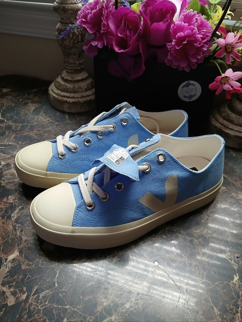 Veja Wata II Low Canvas Comfort/Lifestyle Shoes Size 40 EU 9 USA for Women - Picture 9 of 9
